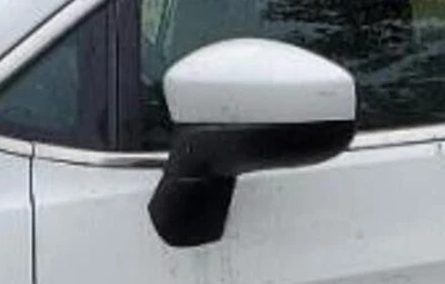 Espejo retrovisor lateral eléctrico LH para conductor blanco Chrysler Voyager 2020-2023 OEM LKQ Foto 1 de 4