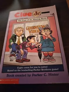 The Case of the Missing Movie (Clue Jr. #4) by Della Rowland Parker C. Hinter PB - Picture 1 of 10