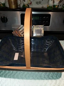 2000 Longaberger Collector’s Club Spring Meadow basket Set with box tie on - Picture 1 of 6