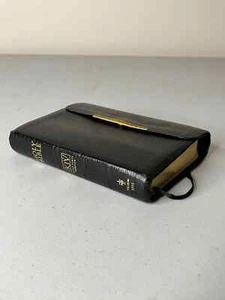Vtg 1970 The Smallest Bible KJV Snap Flap Closure Leather Nelson 105S Black RARE - Picture 1 of 6