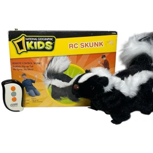 National Geographic Niños RC Skunk Mofeta Control Remoto Con Cola Abatible - Imagen 1 de 6