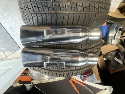 Par de puntas de escape cromadas para Plymouth Road Runner GTX Mopar 1968-1974 B-Body Foto 1 de 3