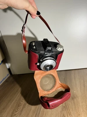 Agfa Clack – Vintage Kamera 1950er – mit roter Originaltasche – Sammlerstück - Bild 1 von 4