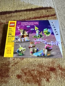 NEW LEGO Space Alien Planet Habitat 40716 Sealed NIB Retired 2024 - Bild 1 von 6