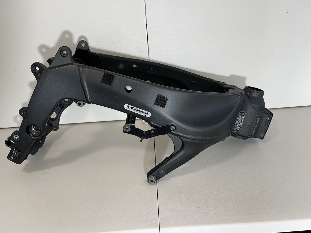 Motorcycle Frames for 2016 Kawasaki Ninja ZX6R for sale | eBay Motorcycle Frames for 2016 Kawasaki Ninja ZX6R for sale | eBay