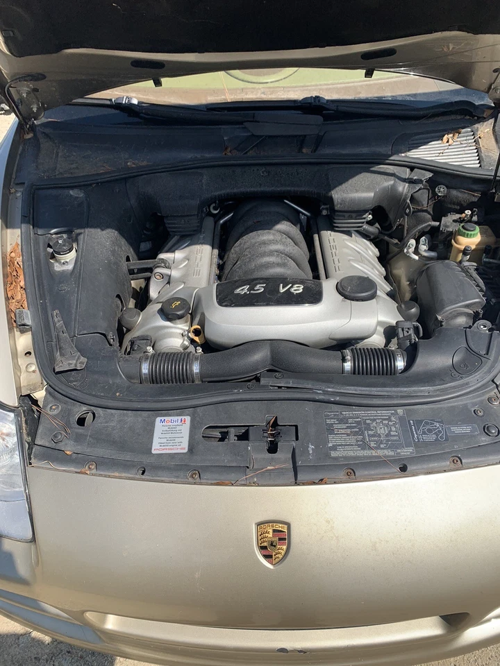 Фара в сборе Valeo 46658 подходит для Porsche Cayenne 2003 года - Изображение 1 из 1