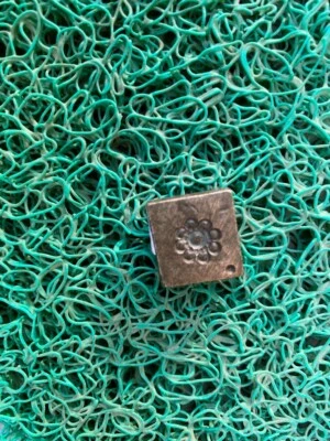 1800s Ancient Old-Flanged Rare Bronze Hand Carved Flower Figure Jewelry Mold Die - Image 1 of 4