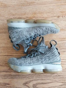 Nike LeBron XV 15 City Edition Zapatos Tenis 922811-005 Mujer Talla 8 Juvenil Talla 6.5 - Imagen 1 de 9