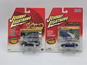 Johnny Lightning - Classic Gold Collection - 2 Car Lot - Picture 1 of 4