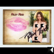 Riley Reid Auto 2018 Collectors Expo Autographed Kiss Print Card