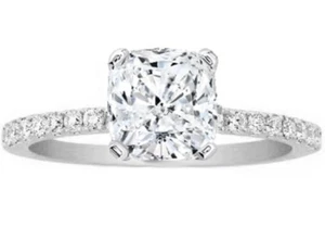 Cushion Diamond Lab Grown Petite Verlobungsring Pave Band 14K Weißgold - Bild 1 von 2