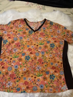 Peaches Uniforms Scrub Top Women's Vet XL Multicolor Floral Pockets Cotton Blend - Image 1 of 4