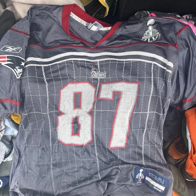Camiseta deportiva de colección RARA Reebok Rob Gronkowski Super Bowl XLVI XL gris a rayas Foto 1 de 4