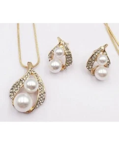 Set luxury Jewelry Pendant Rhinestone Heart shape Pearl Charm earrings necklace - Picture 1 of 4