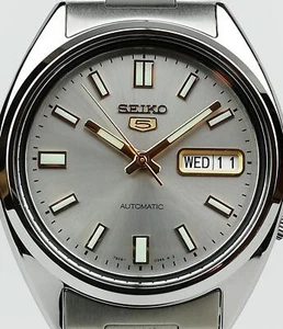 Seiko 5 automático plata gris esfera acero reloj para hombre SNXS75K1 - Imagen 1 de 7
