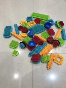 Great Bundle Of Bristle Blocks/Sticklebricks Approx 40 Pieces - Picture 1 of 2