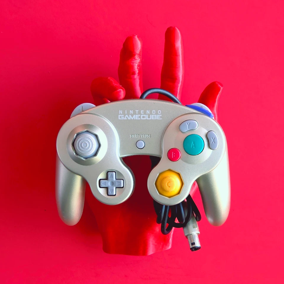 Official Nintendo GameCube Controller AUTHENTIC 👾 OEM Wii Remote DOL-003 - Image 1 of 2