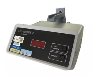 MACBETH COLOR REFLECTIVE DENSITOMETER MODEL RD422S THE ANSWER II - SOLD AS IS - Picture 1 of 1