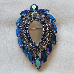 Sarah Coventry Blue Lagoon Brooch made by Delizza and Elster Vintage 1970s - Picture 1 of 9