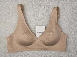 FOREVER 21 Size Medium Teen's/Junior's Nude Bra Lightly Padded Wireless - Picture 1 of 3