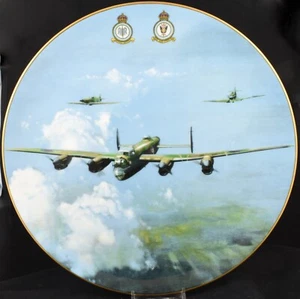 Coalport 10¾" 40th Anniversary of end of WWII Frank Wooton Art Work Plate - Picture 1 of 2