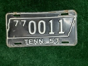Vintage 1957 TENNESSEE TN License Plate Overton County 77 0011 TENN. Low Number - Imagen 1 de 2