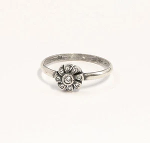 9901375 925er Bague en Argent avec Pierres Swarovski Gr. 53 Floral - Picture 1 of 2
