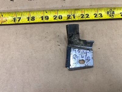 Nissan Pickup 1993-1997 parabrisas derecho moldura esquina Foto 1 de 4