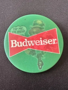Vintage Budweiser Tip Me I’m Irish Hologramm Kobold Button Pin St Patrick’s - Bild 1 von 4