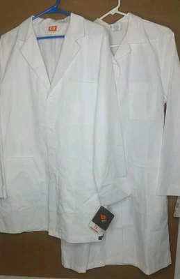 Lt of 2 NWT Lab Coats ~ ICU Barco Unisex 35" 7 Pocket & Meta 38" 3 pocket~SMALL - Image 1 of 4