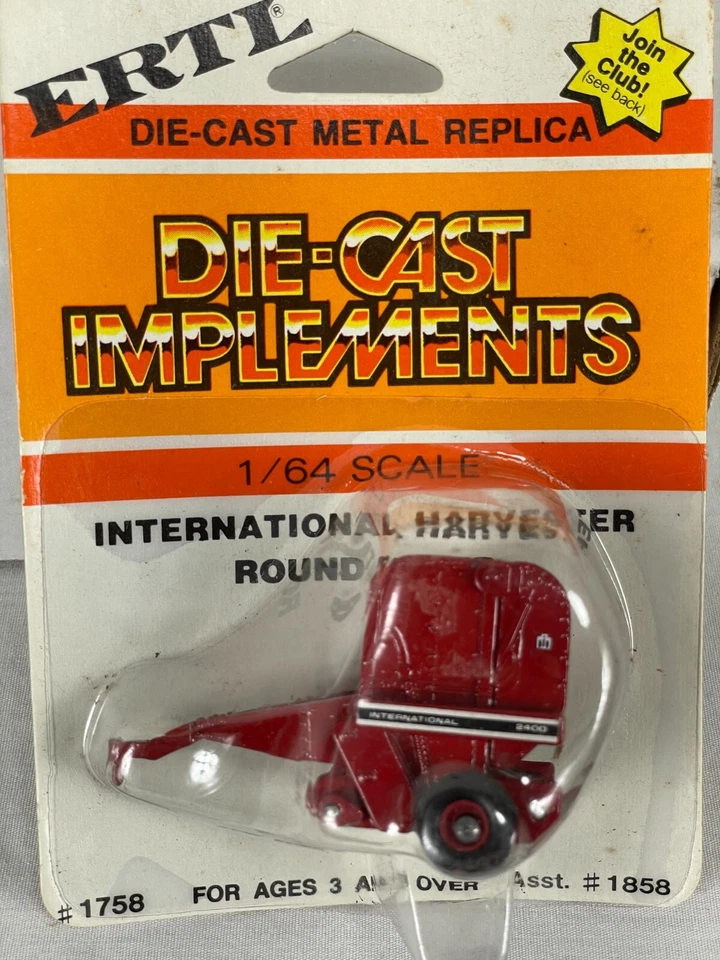 Ertl Die-Cast Implements 1/64 International IH Round Baler NIB - Image 1 of 1