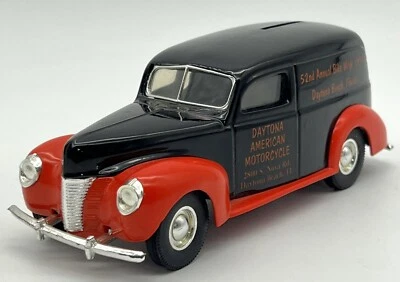 Daytona American Motorcycle 1940 Ford Panel Diecast Coin Bank Ertl Foto 1 de 4