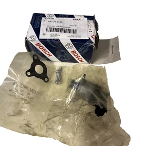 928400769 Fuel Pressure Regulator On Pump Replacement Spare Renault By Bosch - Picture 1 of 8