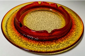 Cenicero vintage redondo de vidrio artístico ámbar texturizado cristalería moderna de mediados de siglo - Imagen 1 de 6