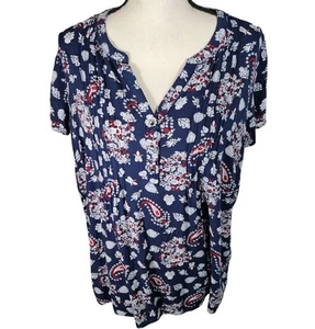 Blusa Westport Plisada Frontal Estilo Henley, Azul/Rojo, 1X - Imagen 1 de 11