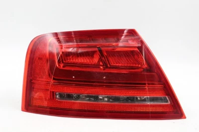Cuarto de luz trasera izquierda del conductor montado en panel AUDI A8 2011-2014 OEM #38786 Foto 1 de 4