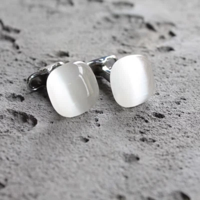 Gemelos de piedras preciosas de piedra lunar blanca lechosa corte cojín brillante plata 935 Argentium Foto 1 de 4