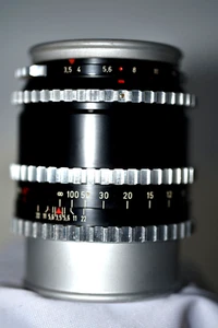 Karl Zeiss Sonnar 135mm f3.5 for HASSELBLAD 1600F,1000F. EXCELLENT+++ - Picture 1 of 11