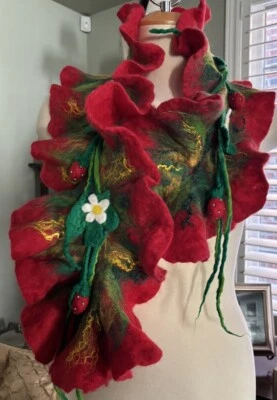 "Impresionante bufanda artesanal fieltro a mano adornada fresas rojo verde dorado 46""" Foto 1 de 4