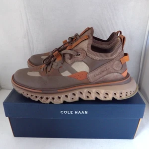 Nuevo sin caja Auténtico COLE HAAN 5ZG WRK Lava/Café Irlandés Cuero/Gamuza Zapato para Hombres 11 M - Imagen 1 de 12