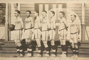 c1912 RPPC - Luther College Mens Basketball Team In Decorah, Iowa ~ #-7779 - Picture 1 of 18