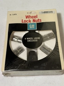 Vintage GM Wheel Lock Nuts 999320 Kit W/ Key NOS Camaro Corvette Monte Carlo SS - Picture 1 of 4
