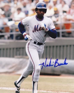 HUBIE BROOKS NEW YORK METS  ACTION SIGNED 8x10 - Picture 1 of 1