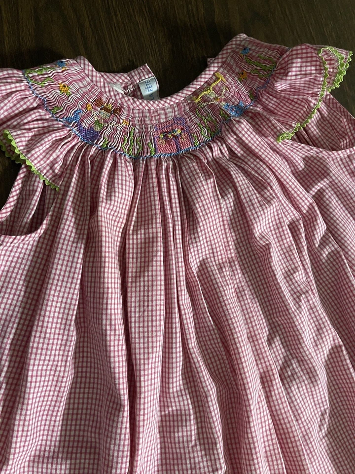 Vive La Fete Pink Gingham Smocked Mermaid Shift Dress Girls Size 6. Preowned - Image 1 of 4