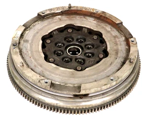Genuine Used BMW F45 & MINI F56 Petrol Engine Twin Dual Mass Flywheel 8600211 - Picture 1 of 6