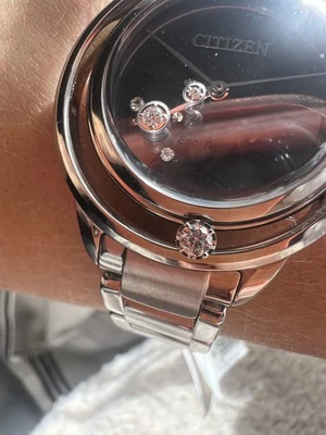 Citizen Eco-Drive plateado acero inoxidable para mujer Foto 1 de 4