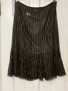 Vassarette Black  w/Gold Sheer Half-Slip, Unique Flared Bottom - Picture 1 of 5