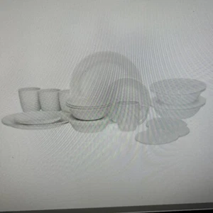 CORELLE VITRELLE LIVINGWARE " WINTER FROST WHITE " 24 PZ. SET PIATTI NUOVO CON SCATOLA - Foto 1 di 11
