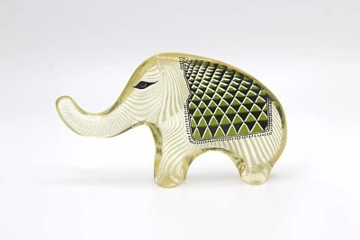 Vintage Abraham Palatnik Lucite Elephant Small 4" x 2" Made Brazil UV Reactive - Image 1 of 4