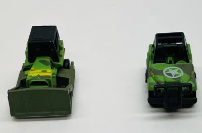 Buldôzer militar Galoob Micro Machines 1986 Jeep 4x4 militar 7014 e 1987 - Imagem 1 de 4
